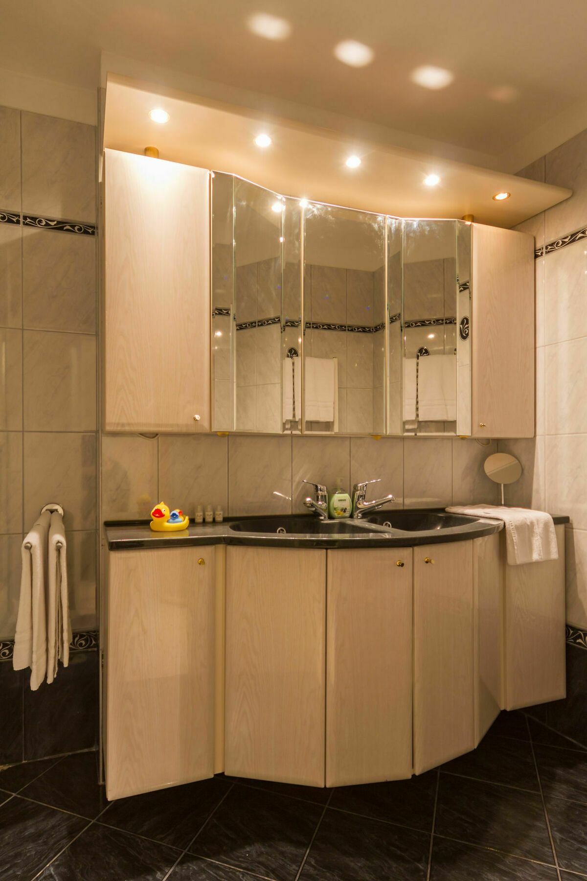 Puzzlehotel - Apartments Zentrum II 维也纳 外观 照片